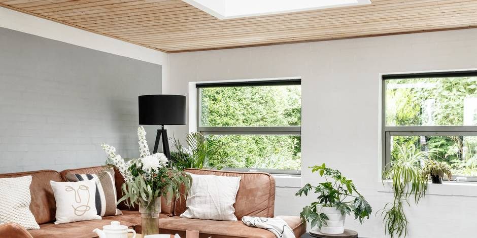 Le finestre per tetti piani migliorano notevolmente l'illuminazione degli spazi interni | Rivista VELUX